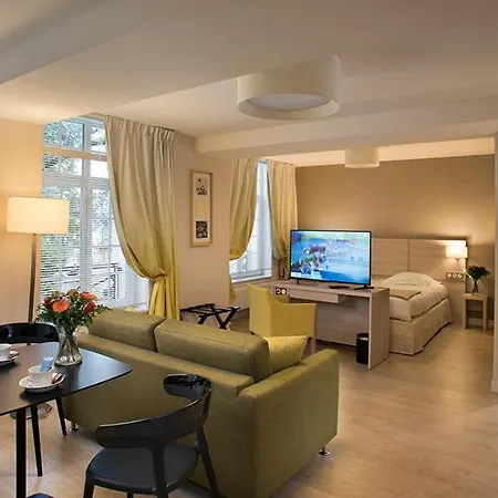 Appart hôtel Domitys Le Carillon D'or Maubeuge