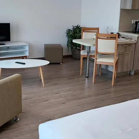 Domitys - Le Carillon D'or モブージュ